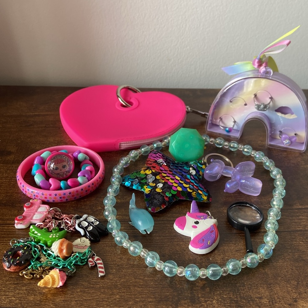 Girls Fun Bundle, Colorful Kids' Accessory Set - Picture 11 of 11